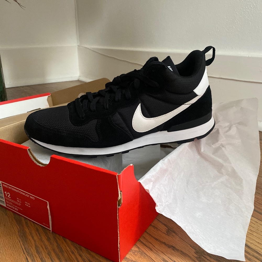 Brand New in Box! Men's Nike Internationalist size 12